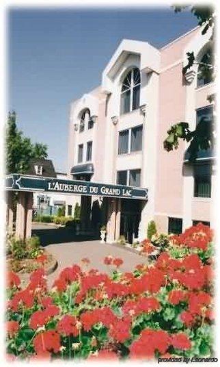 Du Grand Inn